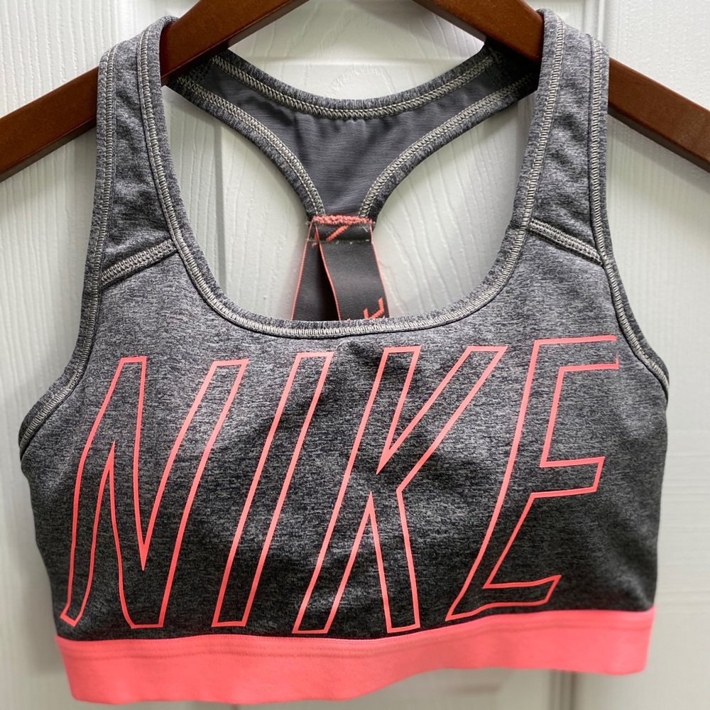 Nike sports bra S